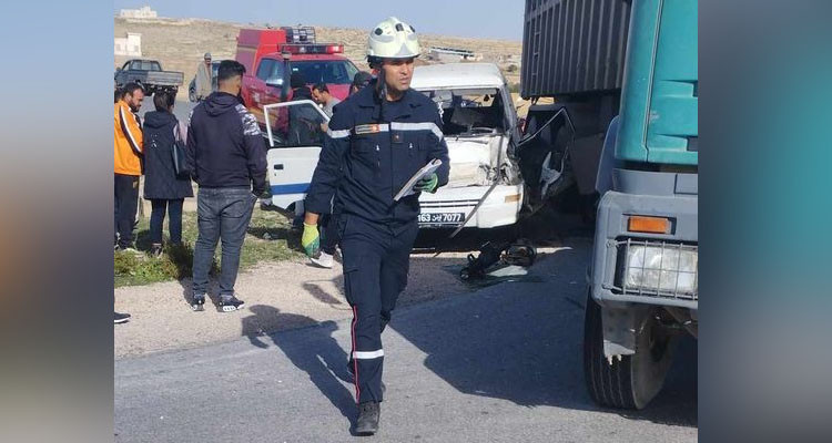 إصطدام شاحنة ثقيلة بـ ''لواج'' يخلف 07 إصابات في الكاف