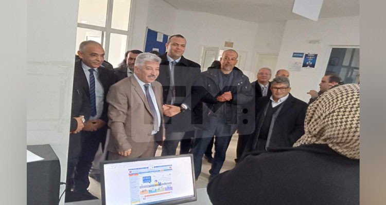 وزير التشغيل و التكوين المهني في تطاوين
