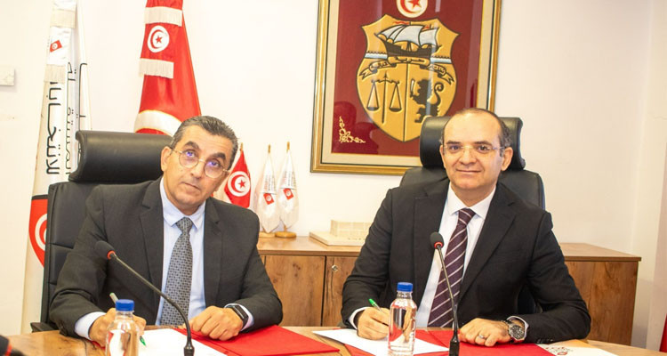 توقيع  اتفاقية تعاون بين هيئة الانتخابات والسجل الوطني للمؤسسات