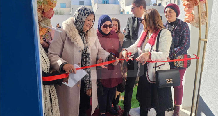 رئيسة اتحاد المرأة تشرف على افتتاح مركز جديد بجربة حومة السوق