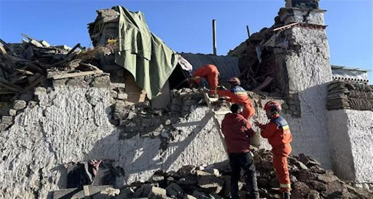 مصرع 126 شخصا وإصابة 188 آخرين في زلزال ضرب الصين اليوم