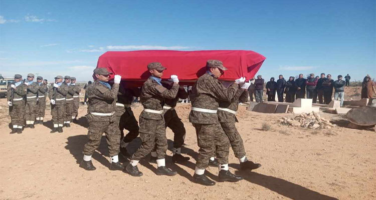 سيدي علي بن عون تودّع الشهيد النقيب الطيار نسيم جدي