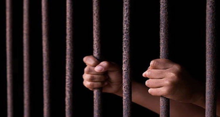 بنزرت: إصدار بطاقتي إيداع بالسجن في حق أجنبي وتونسية في قضية المرجان المهرب