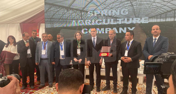 وزير الفلاحة: عدد نقاط البيع من المنتج إلى المستهلك سيكون أكير من السنة الماضية