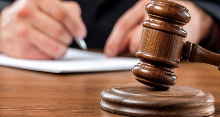 الإبقاء على رئيس نيابة خصوصية بجربة أجيم و3 موظفين في حالة سراح