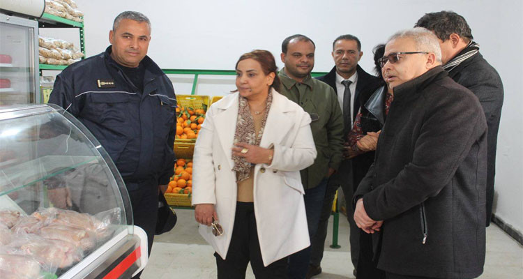 افتتاح نقطة البيع من المنتج إلى المستهلك بمدينة سليانة 