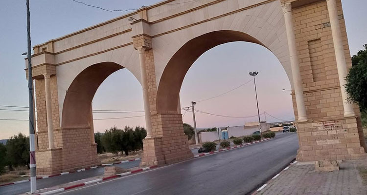 القصرين: حريق يأتي على 100 شجرة مثمرة و400 مترا من قنوات الري
