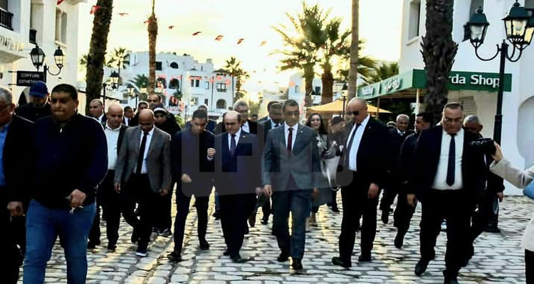 سوسة: وزير السياحة يؤدي زيارة متابعة إلى المحطة السياحية مرسى القنطاوي  