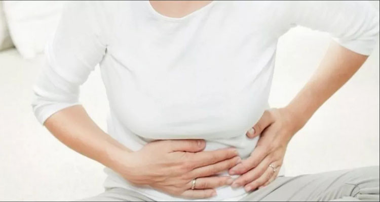 القيروان: نقل 3 طالبات إلى المستشفى يعانين من ارتفاع درجات الحرارة وآلام بالبطن