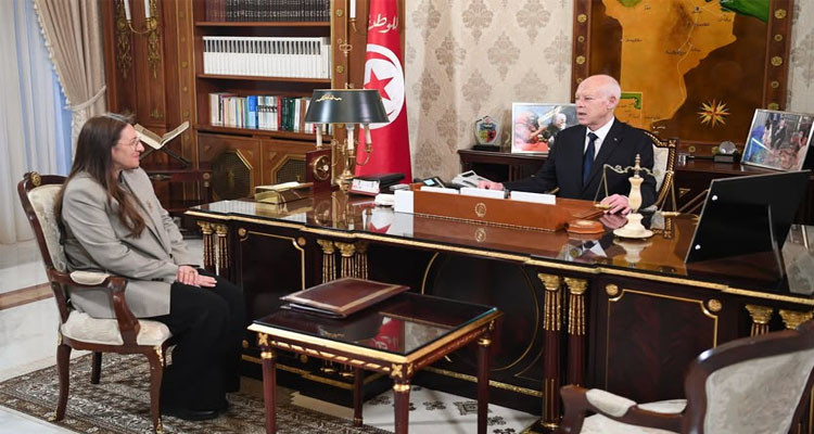 الرئيس يسدي عدد من التعليمات لوزيرة المالية