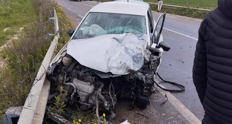 باجة: إصابة 10 ركاب في اصطدام بين سيارة أجرة وأخرى خفيفة