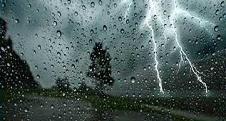 الحرارة في انخفاض وأمطار رعدية وغزيرة الليلة في هذه الجهات