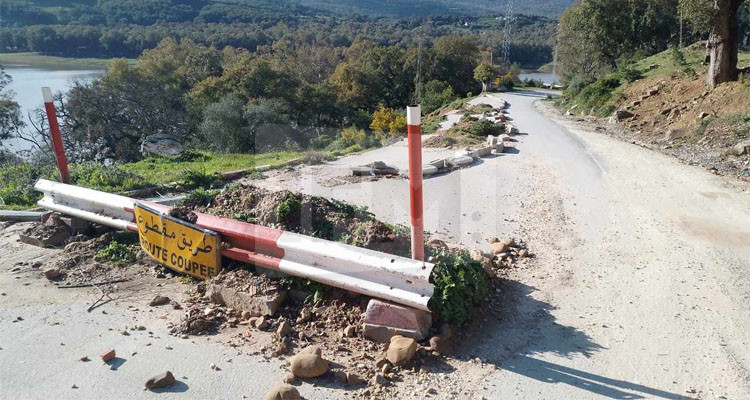 جندوبة: زوار بني مطير يطالبون بإصلاح الطريق المؤدية إلى السد