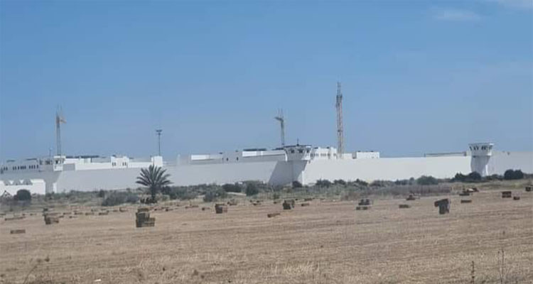 نابل: بطاقة إيداع بالسجن في حق المدير المالي والإداري لسجن بلي المدني