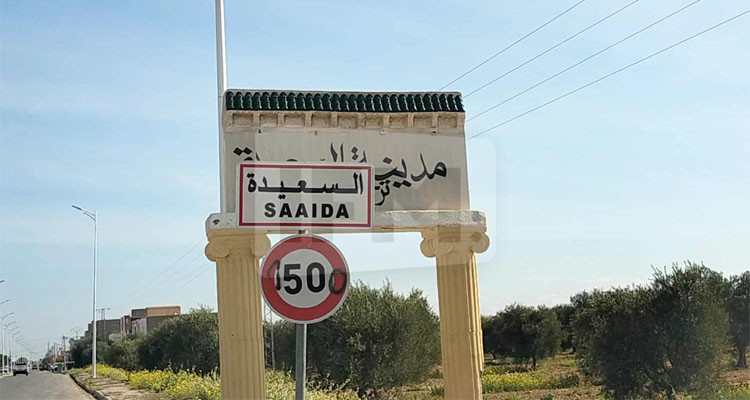 السعيدة-سيدي بوزيد: وفاة تلميذة وإصابة شقيقتها بعد سقوطهما من شاحنة خفيفة