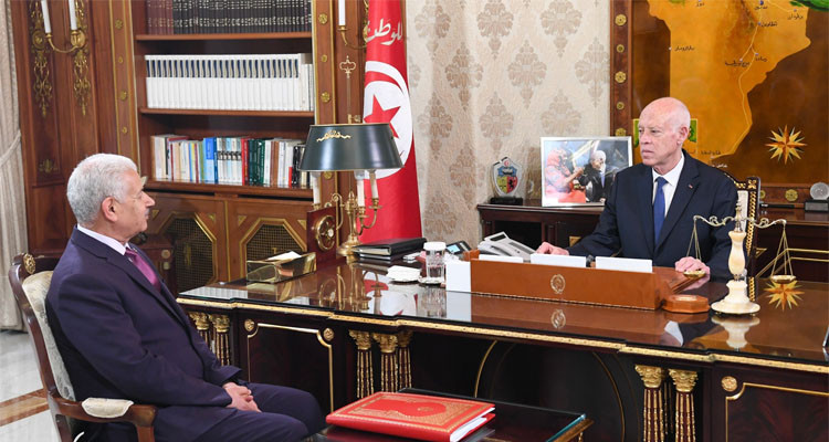 سعيد يشدد على ضرورة ترشيد الواردات والبحث عن أسواق جديدة