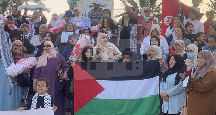 مدنين: وقفة احتجاجية ومسيرة للتنديد بالجرائم في الأراضي الف/ل،ـس/طي/ن،ـي/ة 