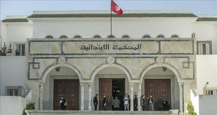 بادرة إنسانية مؤثرة في محكمة تونس 2: محامون يجمعون مبلغ النفقة ويُفرج عن متهم أبكم وأصم