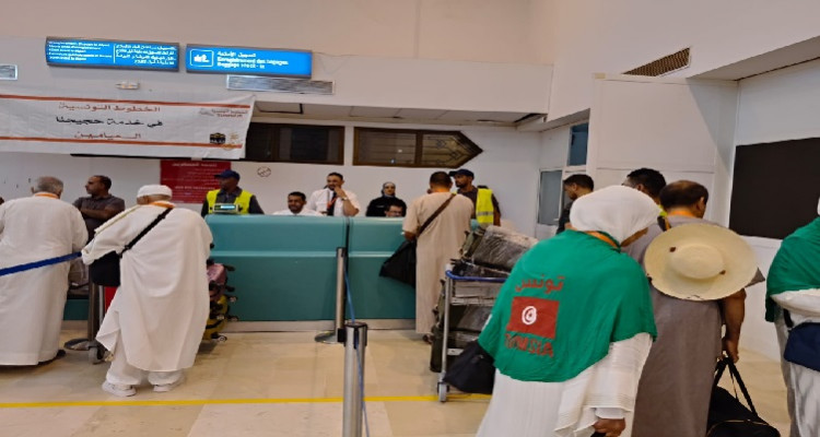 اليوم عودة أولى رحلات الحجيج من البقاع المقدسة