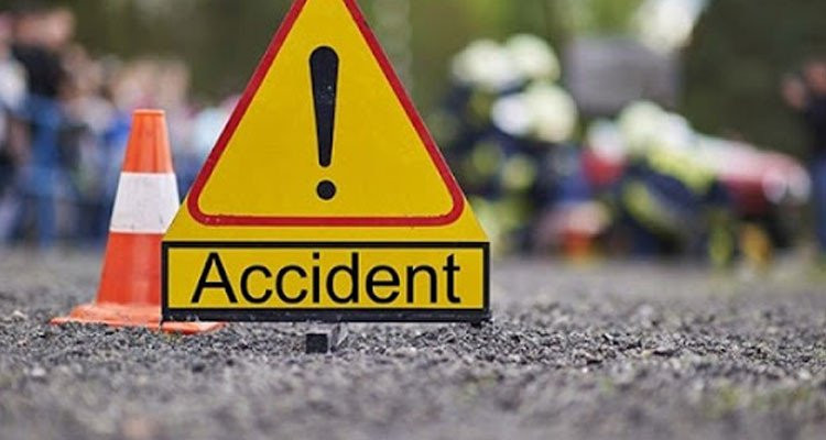 الحامة:  ضحايا في اصطدام سيارة أجرة بشاحنة