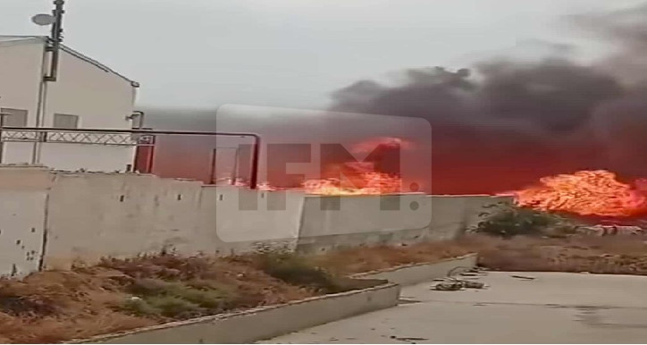 اندلاع حريق بمستودع لتجميع المياه بالقيروان