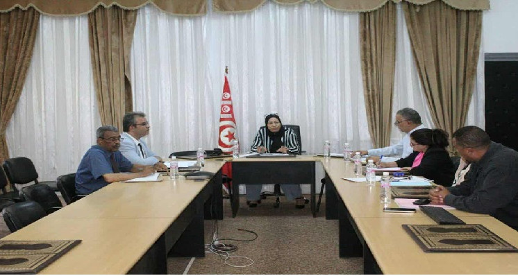 توزر: جلسة عمل حول متابعة المشاريع ️وتنفيذ الميزانية ببلدية تمغزة 