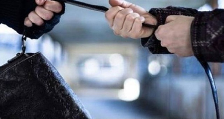 الإطاحة بمنفّذي "عملية نطر" وسط العاصمة بفضل فطنة سائق تاكسي وشجاعة فتاة