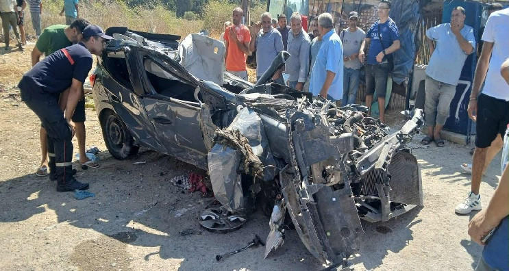 بنزرت: وفاة 3 أشخاص وإصابة 4 آخرين في انقلاب شاحنة ثقيلة على سيارة أمام كشك