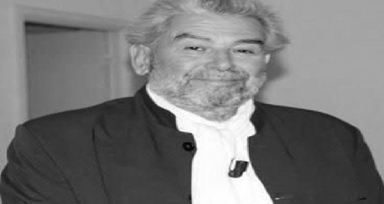 وزارة الشؤون الثقافية تنعى الفنان المسرحي والمخرج الفاضل الجزيري