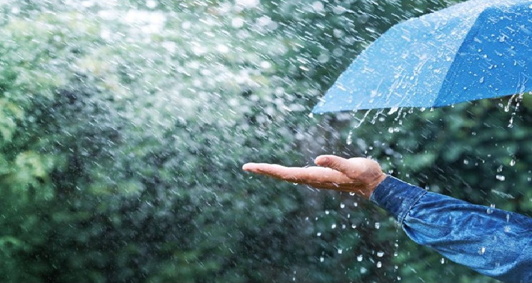 أمطار أحيانا غزيرة مع تساقط البرد في هذه الجهات بعد ظهر اليوم