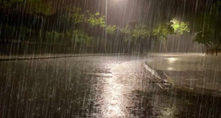 أمطار غزيرة ورعدية في هذه الجهات الليلة