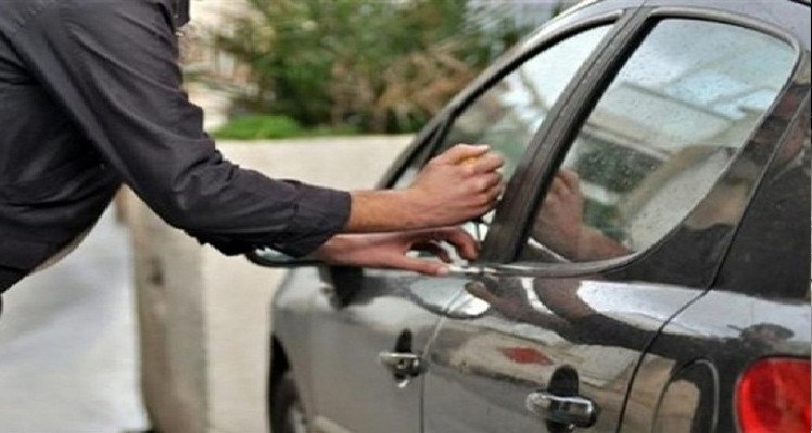 قفصة الإطاحة بعصابة دولية مختصة في سرقة وتهريب السيارات