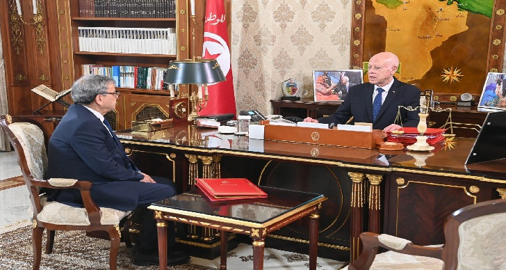 سعيد: أموال طائلة ضخمة تُوجّه من الخارج يستفيد منها هؤلاء دون تدقيق ورقيب