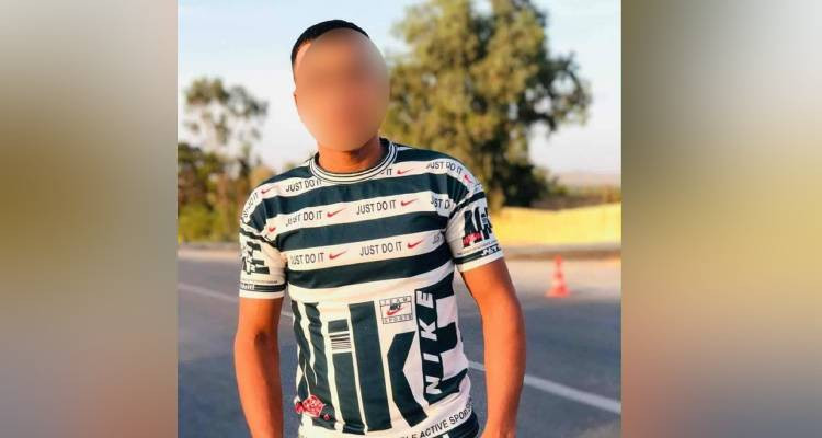 كان سجينا في الجزائر: تونس يضرب عن الطعام في معبر حدودي لهذا السبب