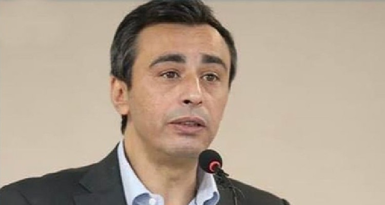 دليلة بن مبارك: "ما يشاع عن وفاة شقيقي جوهر أخبار زائفة"