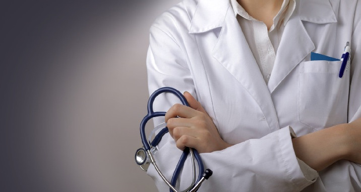 قفصة: قافلة طبية لإجراء عمليات إزالة المياه البيضاء لفائدة محدودي الدخل