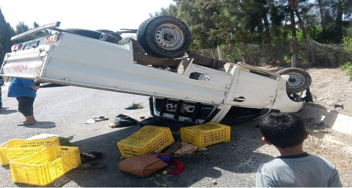 باجة: إصابة 4 أشخاص في انقلاب شاحنة خفيفة بعمدون