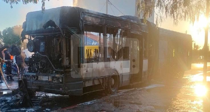 قابس-بوشمة: إحتراق حافلة لنقل التلاميذ