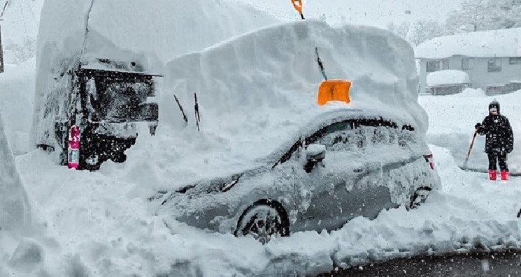 العواصف الثلجية في اليابان تودي بحياة 46 شخصا