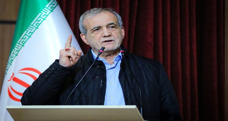 إيران تعتذر من دول الجوار وتشترط تعليق الهجمات