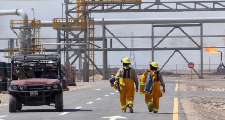 سفارة تونس ببغداد تؤكد سلامة المهندسين التونسيين العاملين في حقول النفط وميناء البصرة