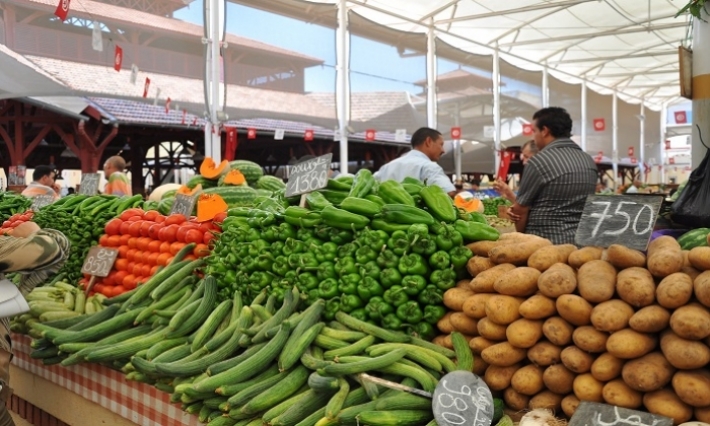    بفضل تكثيف المراقبة: أسعار المنتوجات الفلاحية تسجل تراجعا ملحوظا  