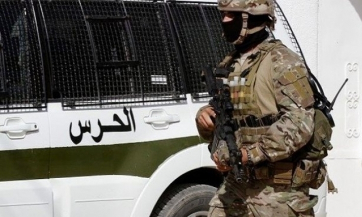 جبنيانة: ضبط 13 ايفواريا وتونسيا بصدد التحضير لاجتياز الحدود البحرية خلسة