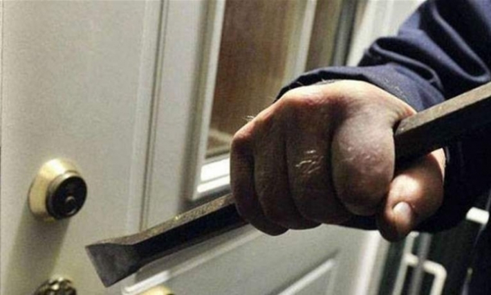 كمين أمني محكم يطيح بعصابة مختصة في سرقة المنازل