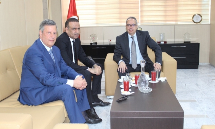 مستجدات نهائي رابطة الأبطال بين الترجي والوداد محور لقاء وزير العدل بحمدي المدب ووديع الجريء