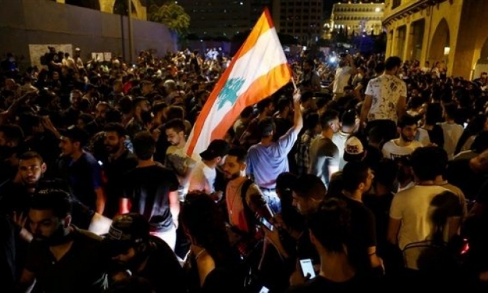 لبنان: الأمن يستعمل الـ "لاكريموجان" لتفريق الاحتجاجات