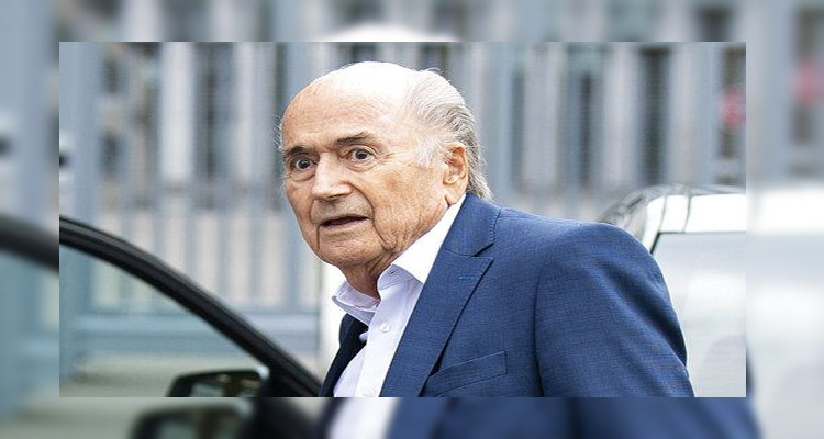 بعد خضوعه لتدخل جراحي: الرئيس السابق للفيفا يدخل في غيبوبة 