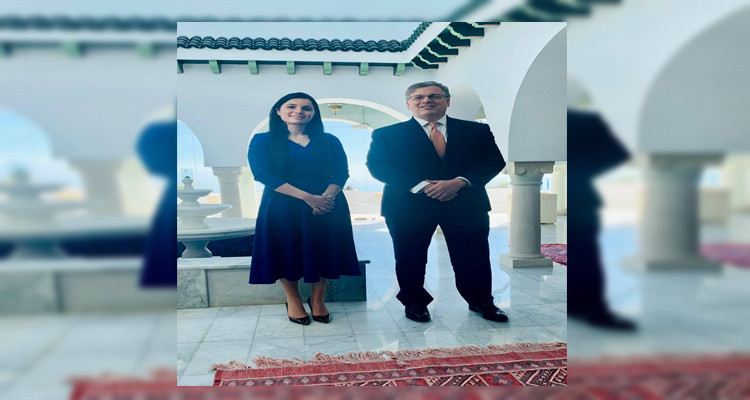 ألفة الحامدي السفير الأمريكي