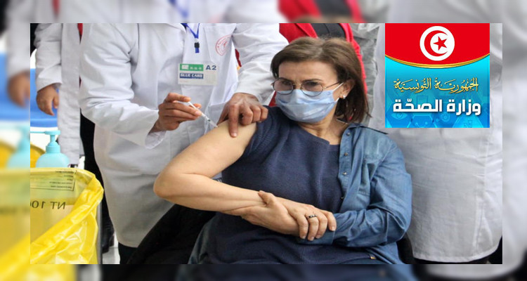 في أول يوم للحملة: تلقيح 743 إطارا طبي وشبه طبي ضد فيروس كورونا 