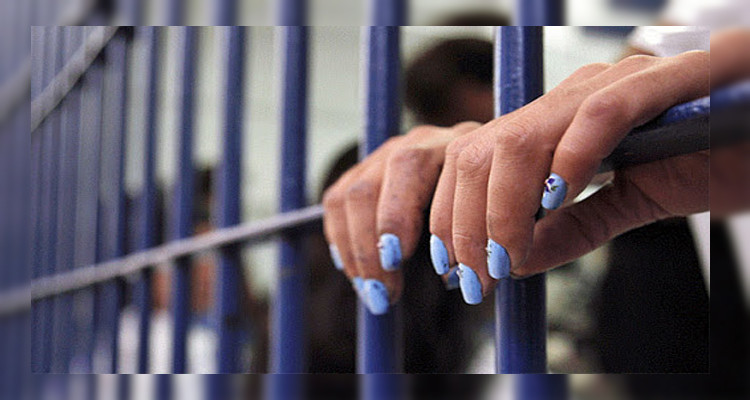 النيابة العمومية تتعهد بملف معينة منزلية أهدت ''زوجها العرفي'' شاحنة